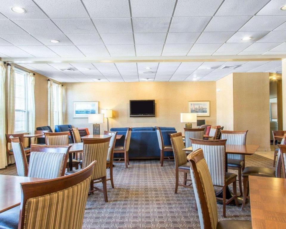 Quality Inn Mystic-Groton Exterior photo