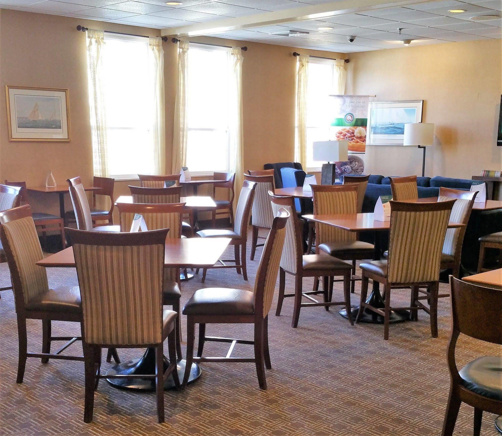 Quality Inn Mystic-Groton Exterior photo